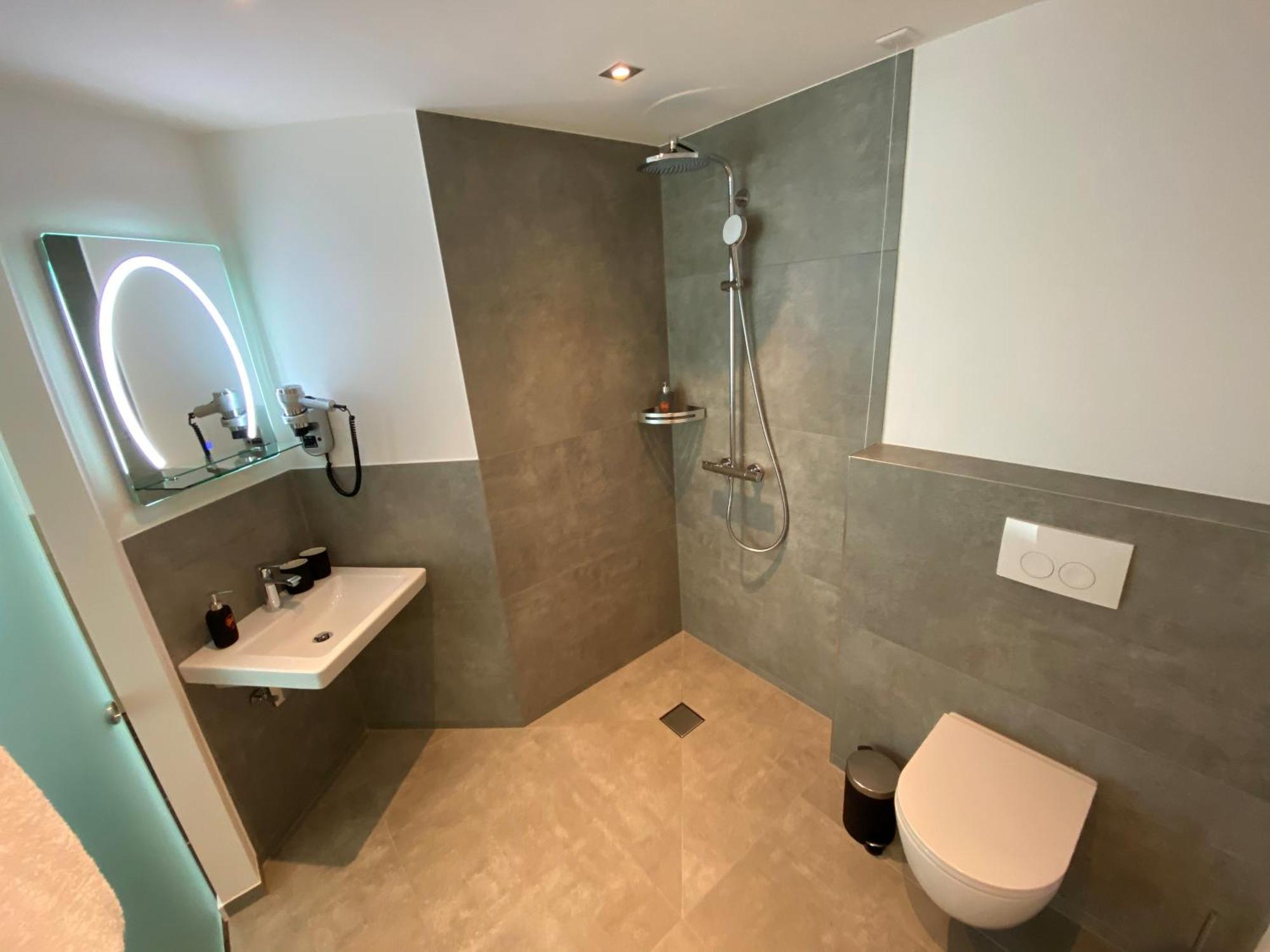Hotel B4 Limburg an der Lahn Ngoại thất bức ảnh